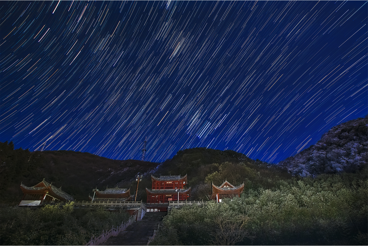 “绿水青山金佛山” 气象摄影征稿进行时，万元大奖等你拿